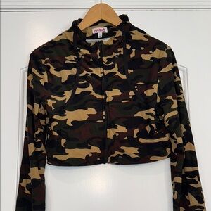Madrag Cropped Camouflage Zip Hoodie Size Large